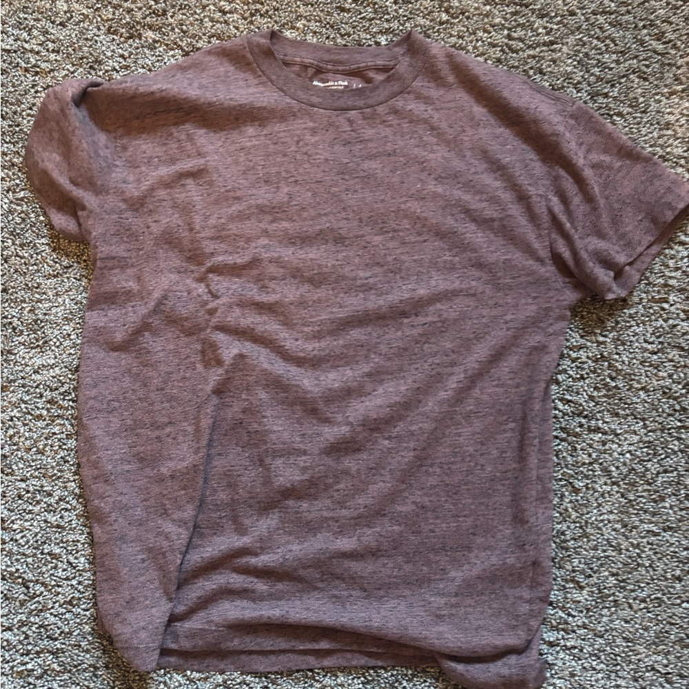 Abercrombie & Fitch Burgundy Tee
